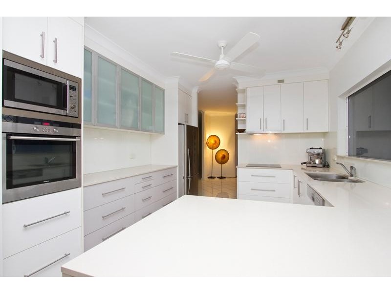 11 Barron View Dr, Freshwater QLD 4870