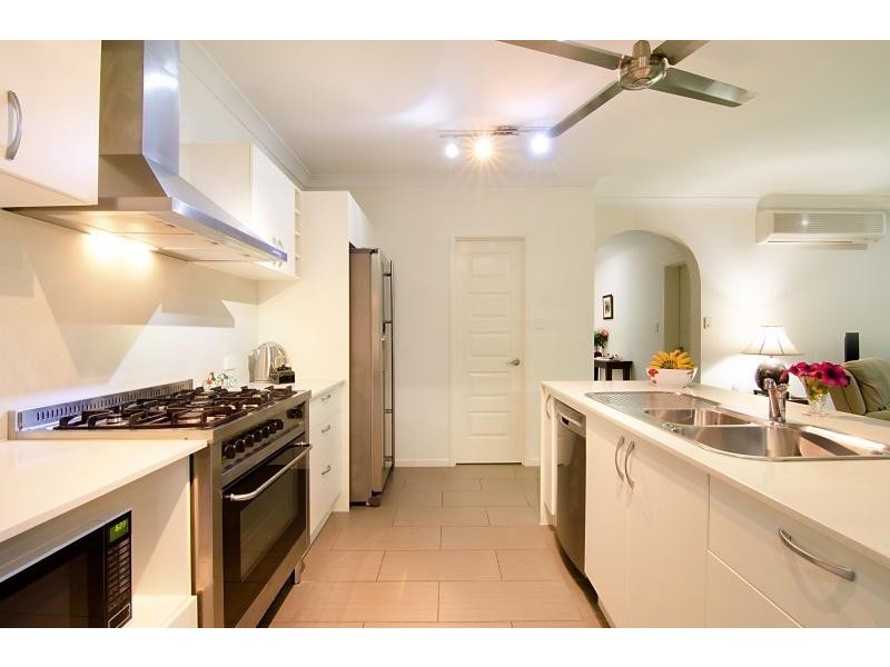 4 McAlister Avenue, Kewarra Beach QLD 4879