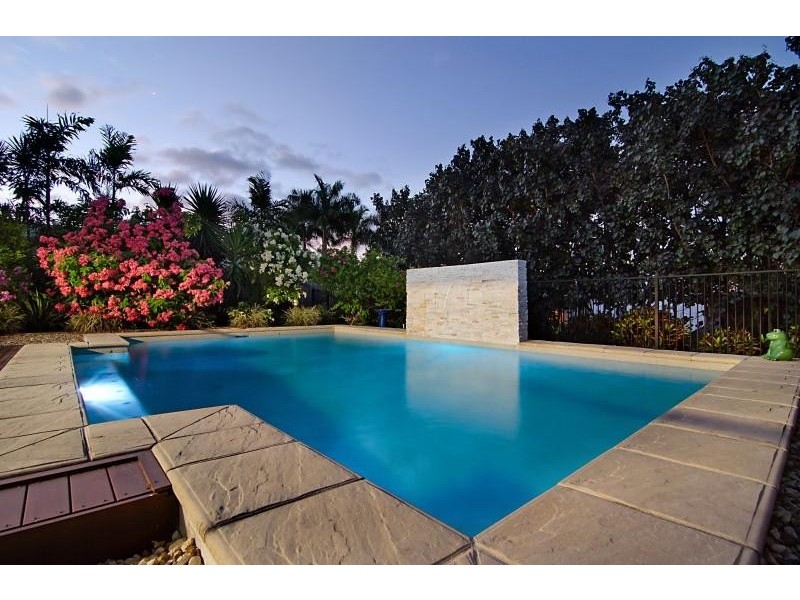 4 McAlister Avenue, Kewarra Beach QLD 4879