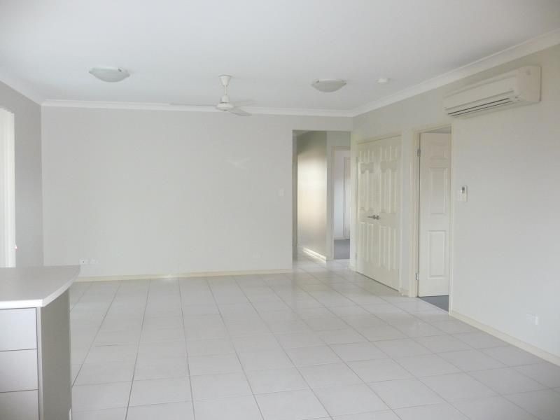 20 John Malcolm Drive, Redlynch QLD 4870