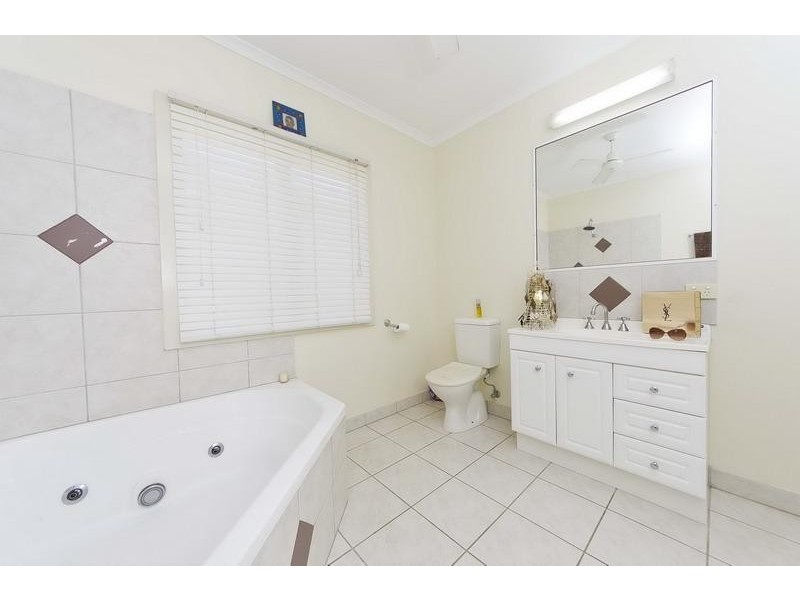 27 Watson Street, Earlville QLD 4870