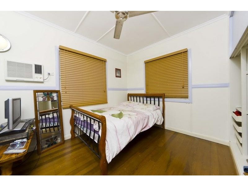 27 Watson Street, Earlville QLD 4870