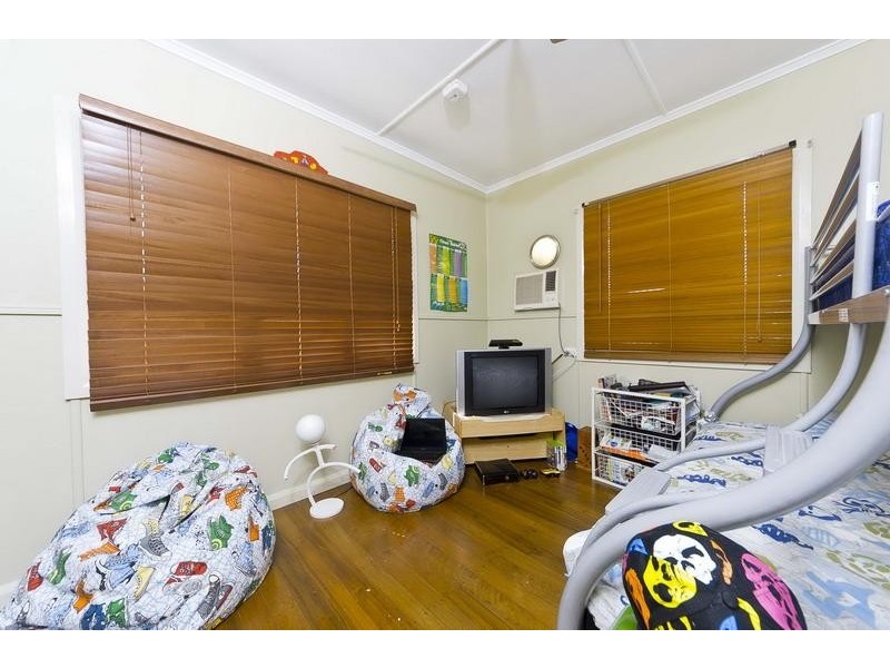27 Watson Street, Earlville QLD 4870