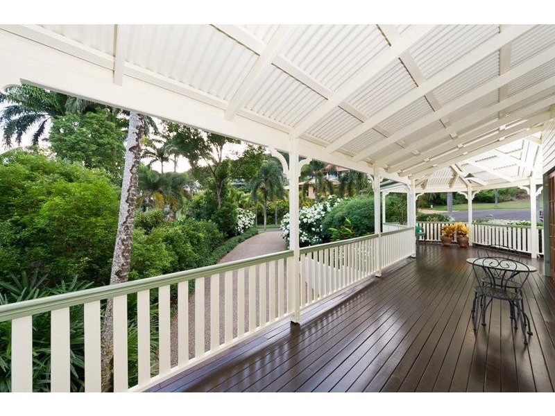 7 Rhapis Court, Whitfield QLD 4870