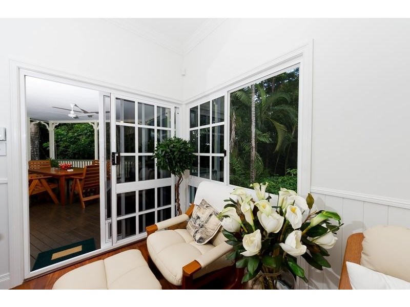 7 Rhapis Court, Whitfield QLD 4870