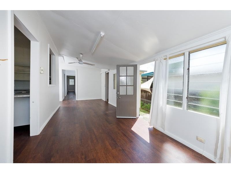 225 Spence Street, Bungalow QLD 4870