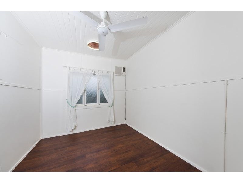 225 Spence Street, Bungalow QLD 4870