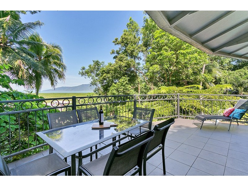 30 Collins Avenue, Edge Hill QLD 4870