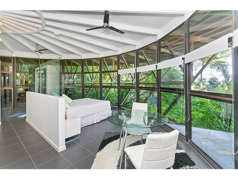 30 Collins Avenue, Edge Hill QLD 4870