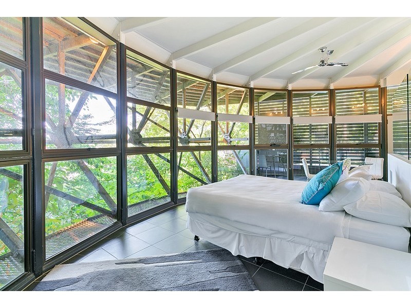 30 Collins Avenue, Edge Hill QLD 4870