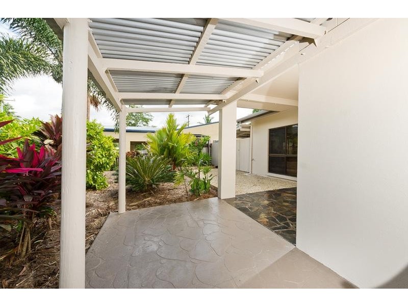 52 Gannet Street, Kewarra Beach QLD 4879