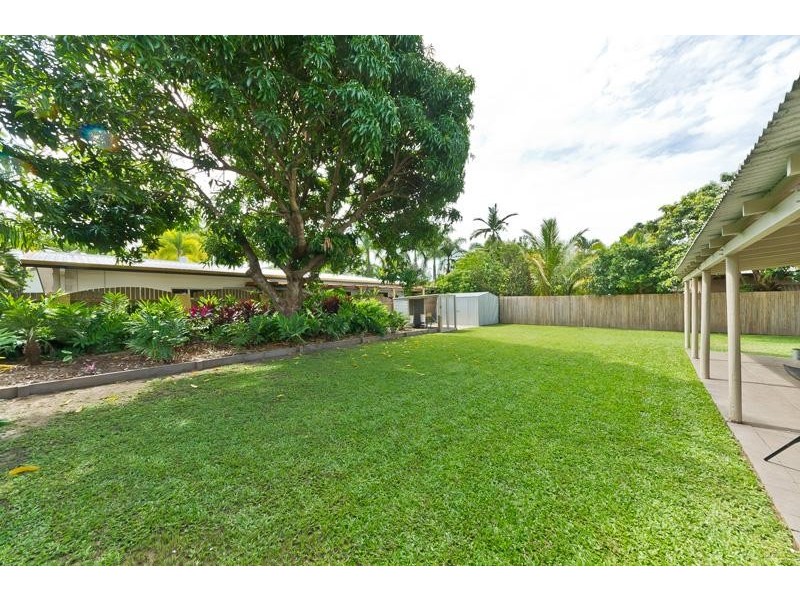 52 Gannet Street, Kewarra Beach QLD 4879