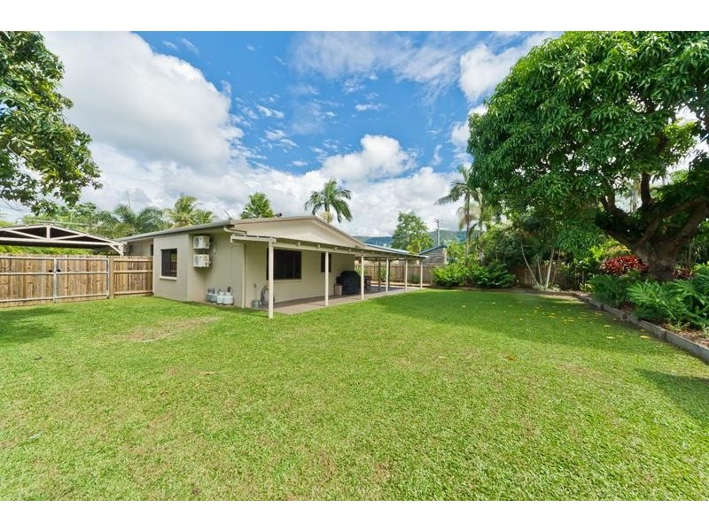 52 Gannet Street, Kewarra Beach QLD 4879
