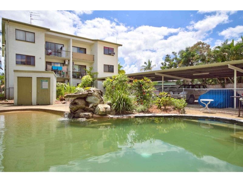22/215 Mcleod Street, Cairns North QLD 4870