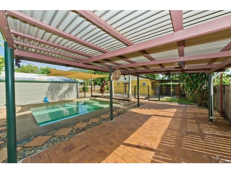7 Hay Street, Mount Sheridan QLD 4868