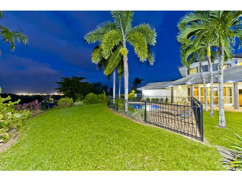 43 Southerden Drive, Mooroobool QLD 4870