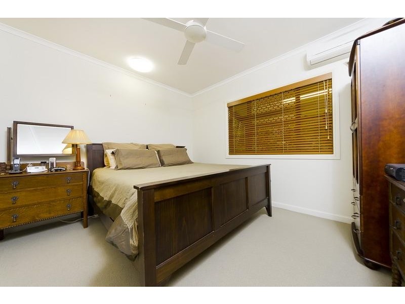 43 Southerden Drive, Mooroobool QLD 4870