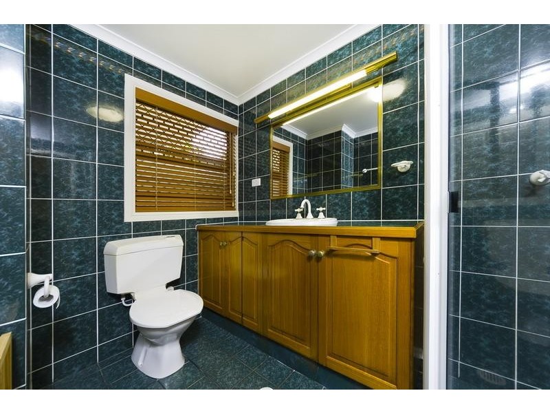 43 Southerden Drive, Mooroobool QLD 4870