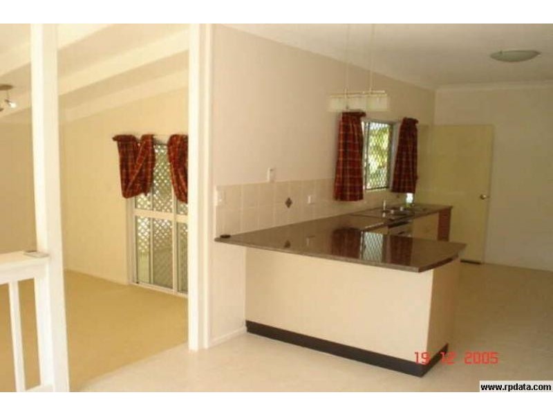 37 Currawong Street, Bayview Heights QLD 4868