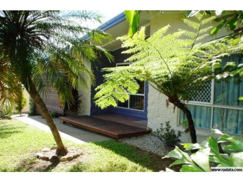 37 Currawong Street, Bayview Heights QLD 4868