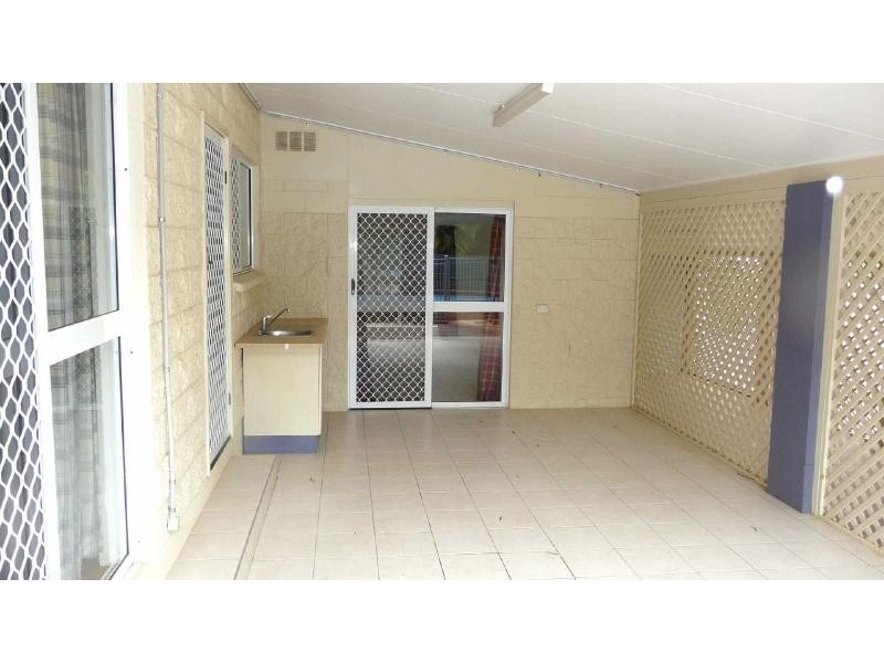 37 Currawong Street, Bayview Heights QLD 4868