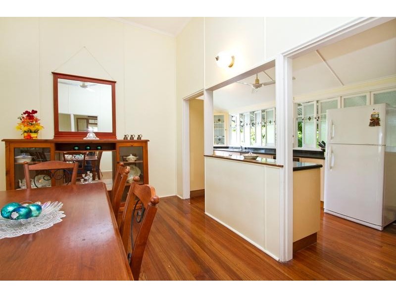 3 Mahab Street, Kewarra Beach QLD 4879