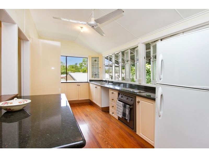 3 Mahab Street, Kewarra Beach QLD 4879