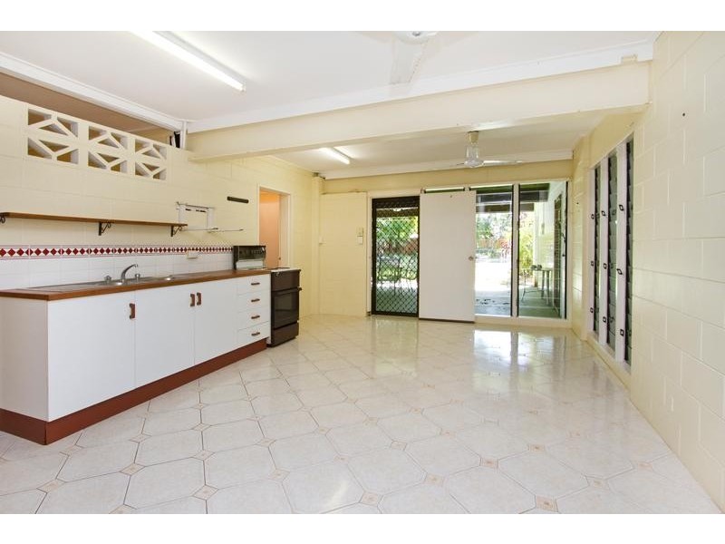 3 Mahab Street, Kewarra Beach QLD 4879