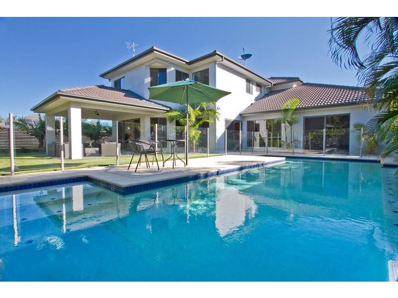 15 Iridescent Close, Trinity Park QLD 4879