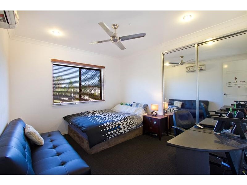 15 Iridescent Close, Trinity Park QLD 4879