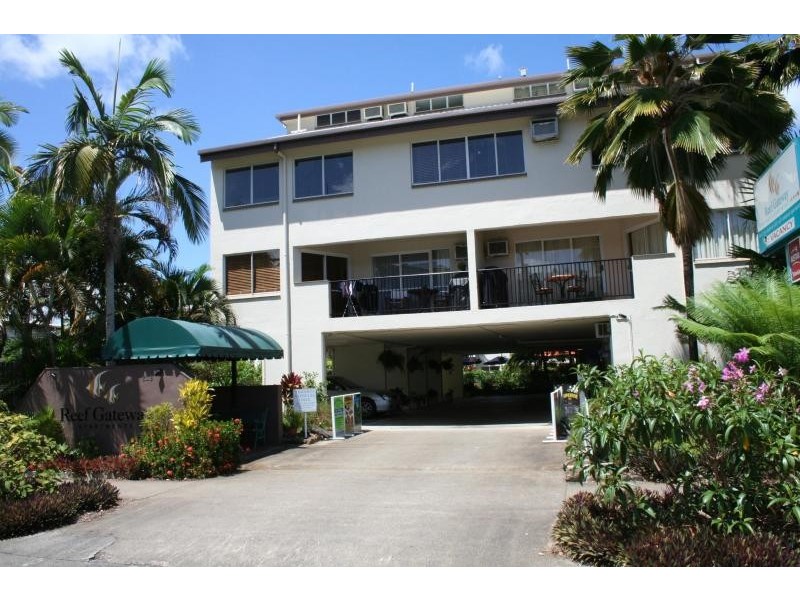 14/239 Lake Street, Cairns North QLD 4870