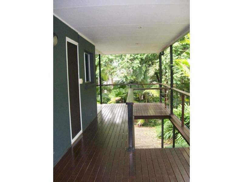 86 Walsh Street, Edge Hill QLD 4870