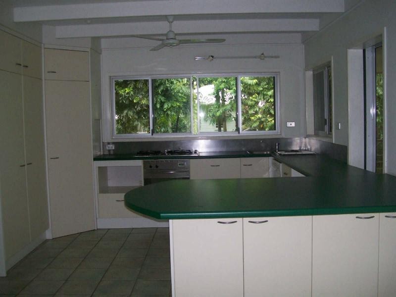 86 Walsh Street, Edge Hill QLD 4870