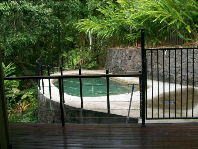 86 Walsh Street, Edge Hill QLD 4870