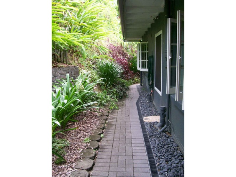 86 Walsh Street, Edge Hill QLD 4870