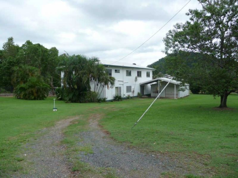 92 Johanna Street,, Trinity Park QLD 4879
