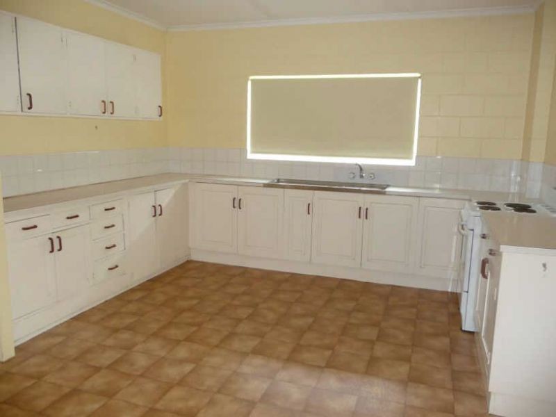 92 Johanna Street,, Trinity Park QLD 4879