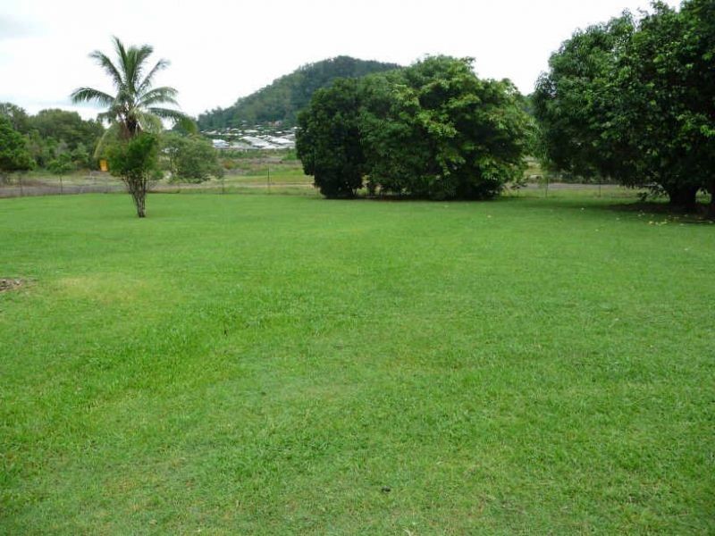 92 Johanna Street,, Trinity Park QLD 4879