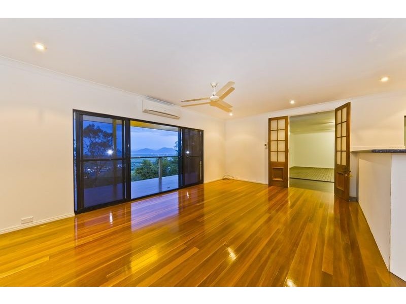 39-41 Chatham Terrace, Smithfield QLD 4878