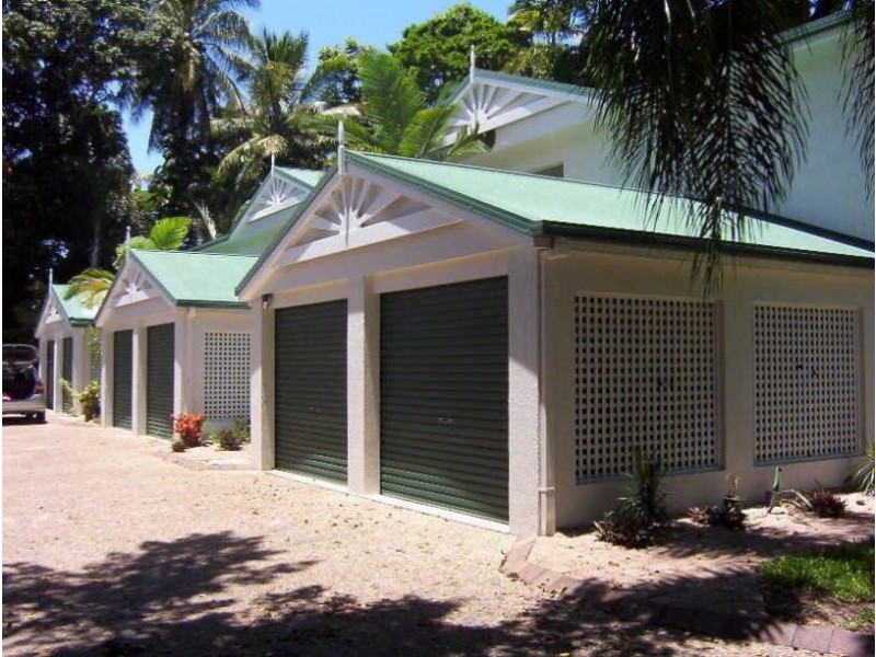 2/60 Charles Street, Windsor Gardens, Cairns QLD 4870