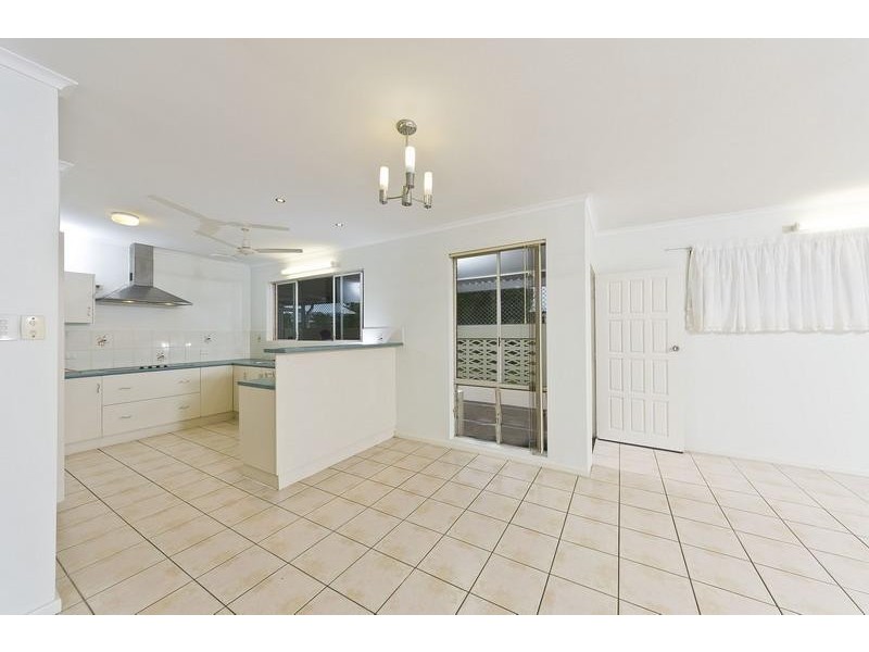 58 Boland Street, Westcourt QLD 4870