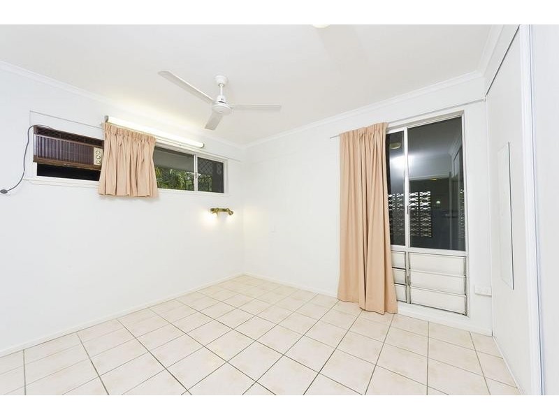 58 Boland Street, Westcourt QLD 4870