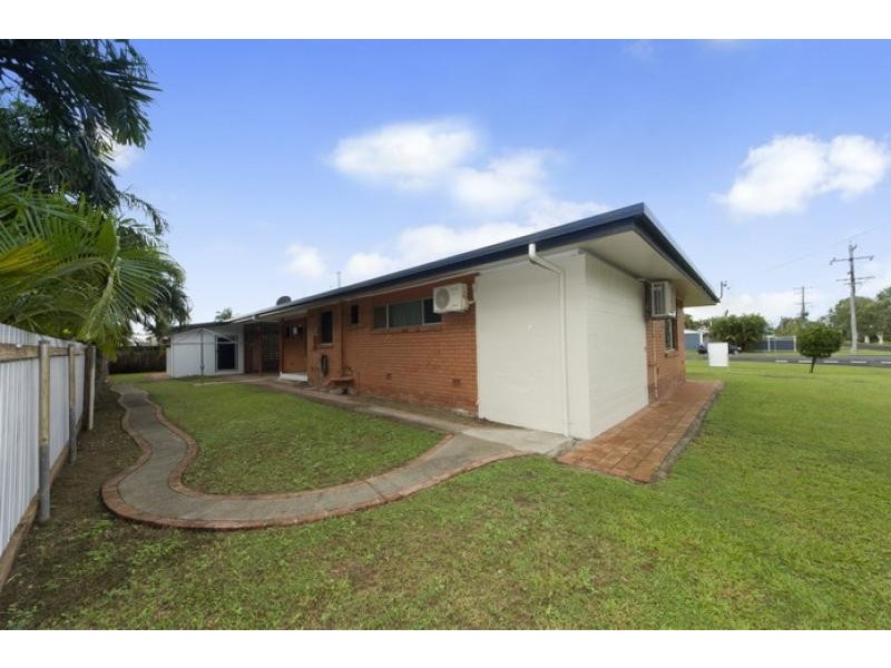 58 Boland Street, Westcourt QLD 4870