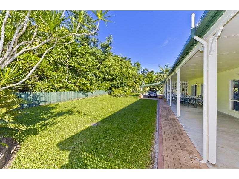 213 Robert Road, Bentley Park QLD 4869