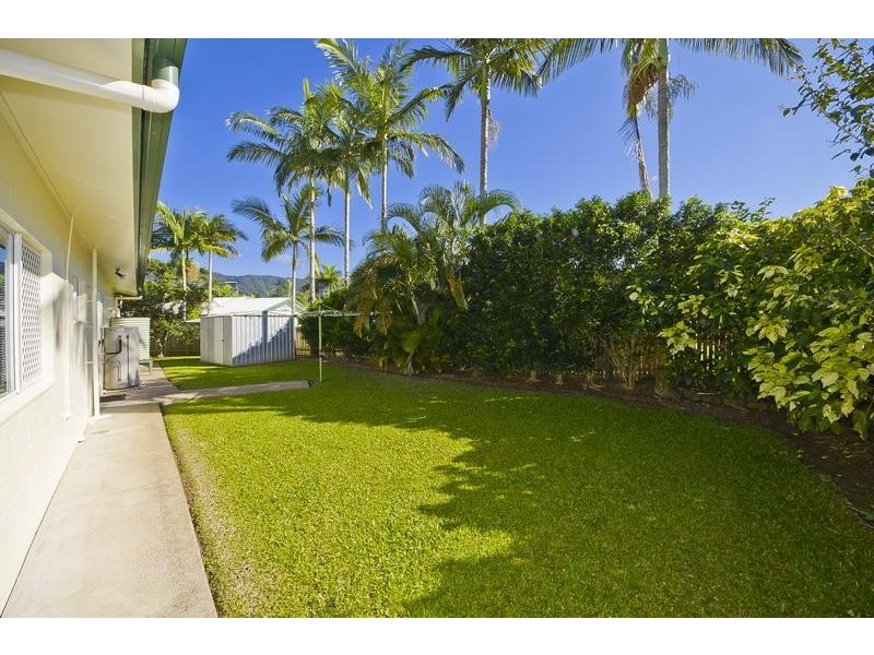 213 Robert Road, Bentley Park QLD 4869