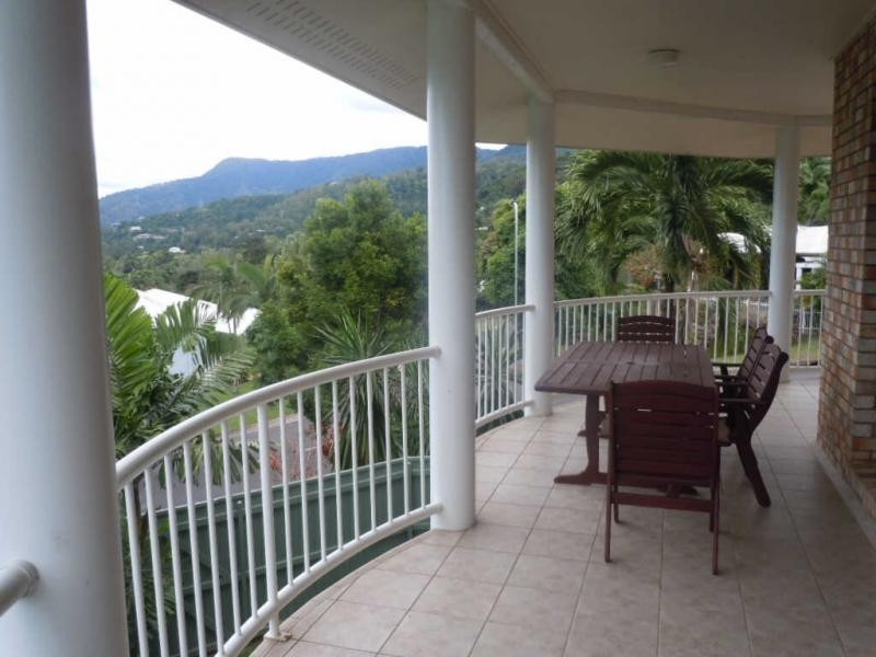 40 Summer Hill Drive, Mooroobool QLD 4870