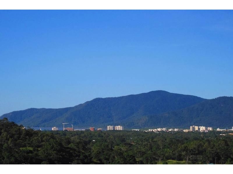 27 Emperor Street, Kanimbla QLD 4870