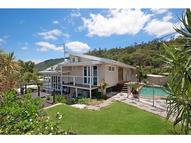 7 Aldinga Close, Whitfield QLD 4870