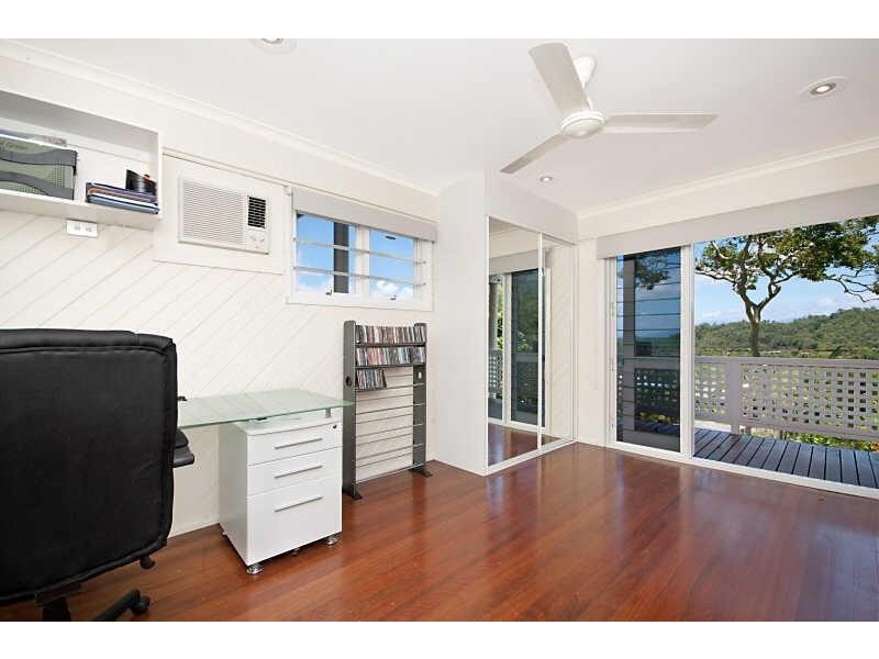 7 Aldinga Close, Whitfield QLD 4870