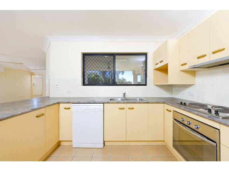 29 Cliffdale Street, Bentley Park QLD 4869